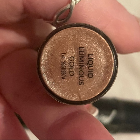 Cheeks - Picture 2 of 3